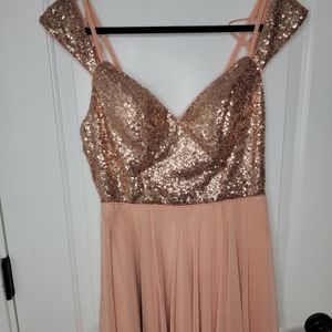 Dave and Johnny size 10 Rose gold scrappy open back sequin gown.
